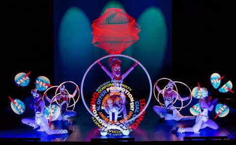 LED Dream Light Show Dancers Acrobats